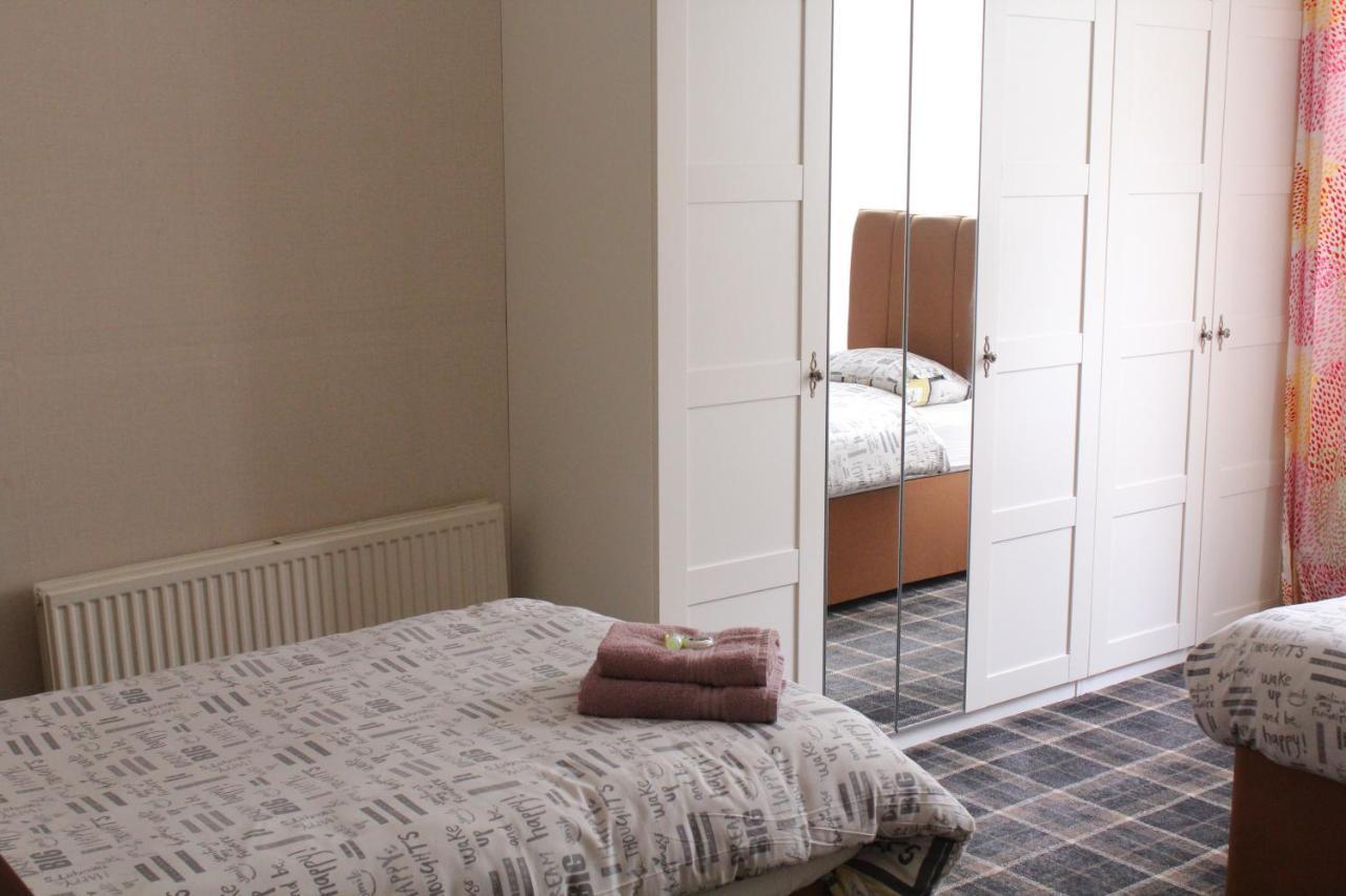 Manor Park Guest House Glasgow Buitenkant foto
